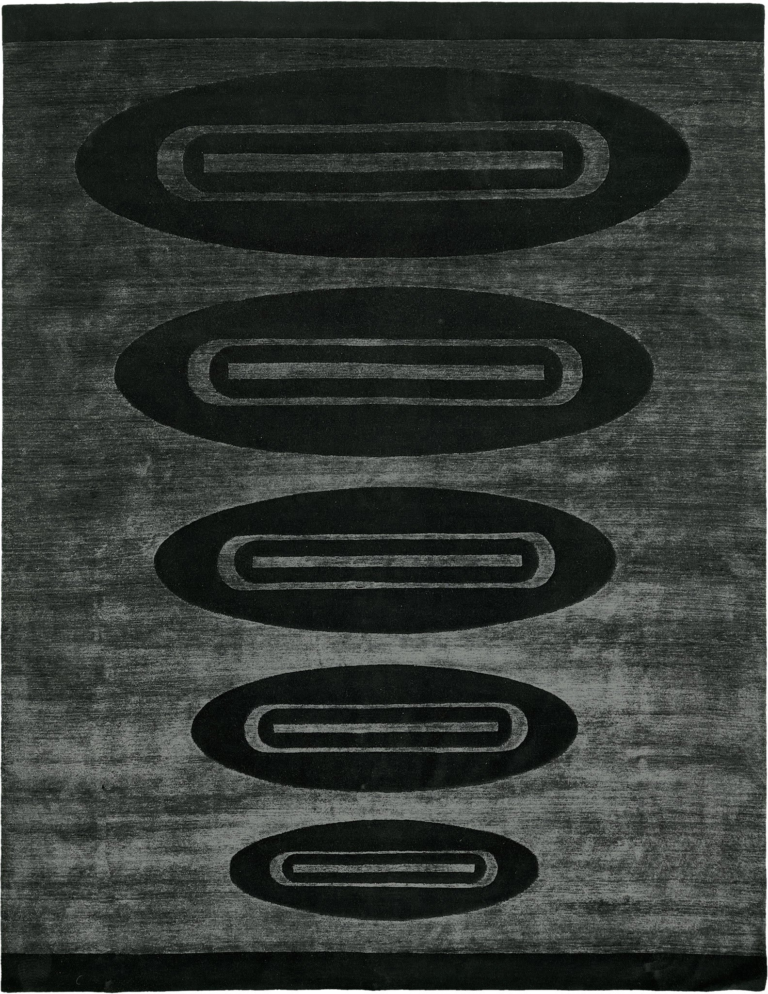 Saint Tropez Black Rug